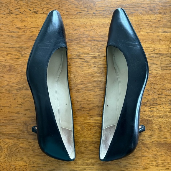 Talbots black leather kitten heel pumps - Picture 2 of 6